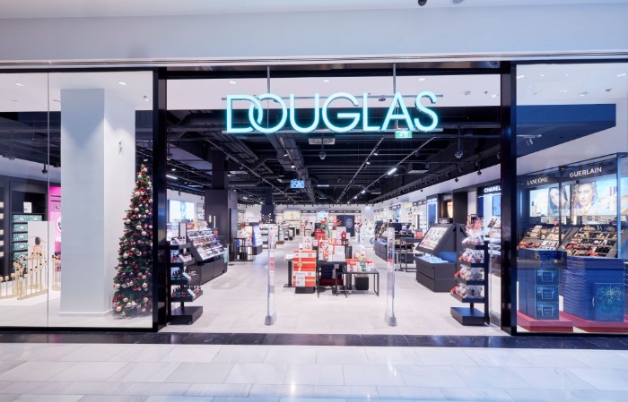 A Dentsu lett a Douglas európai médiapartnere
