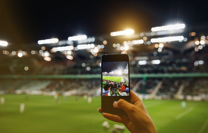 Így mobiloztak a BL-döntő szurkolói a Puskás Arénában