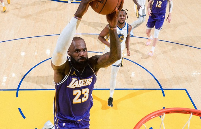 Rekordösszegért vették meg a Lakers kosárlabdacsapatot