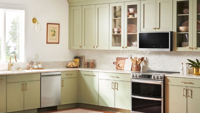 Ne fűtsük a lakást a sütővel nyáron!