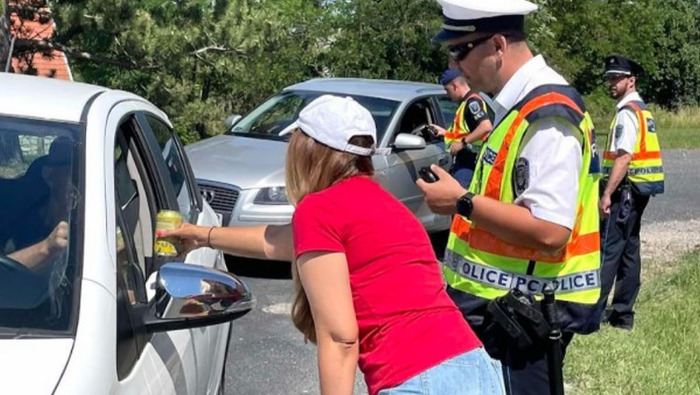 Alkoholmentes sörrel jutalmazta a felelős vezetőket a Dreher