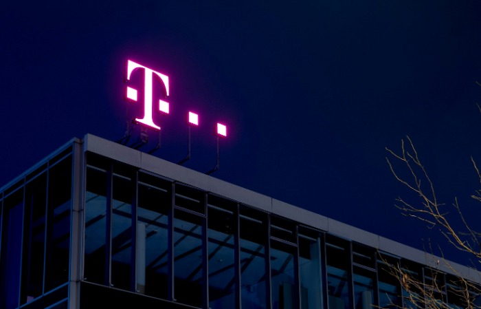 Megjöttek a Telekom számai: csökkent a bevétel, míg a profit nőtt
