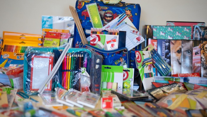 10 200 iskolás gyermek kapott tanszert az Auchan-gyűjtésből