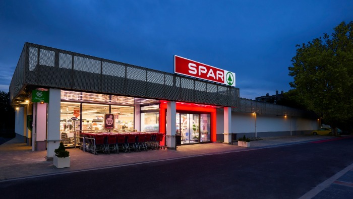 Közel egymilliárd forintból újult meg a körmendi SPAR 