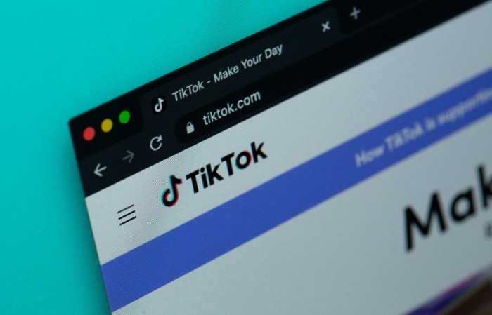 Hamarosan jöhet a TikTok autó, már idén bemutathatják