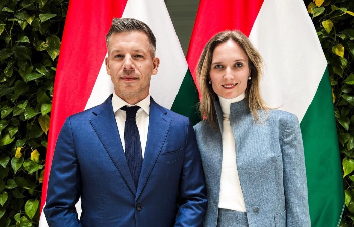 Sümeghy Claudiát, a JUNO11 ügyvezetőjét kérte fel Magyar Péter kabinetfőnöknek