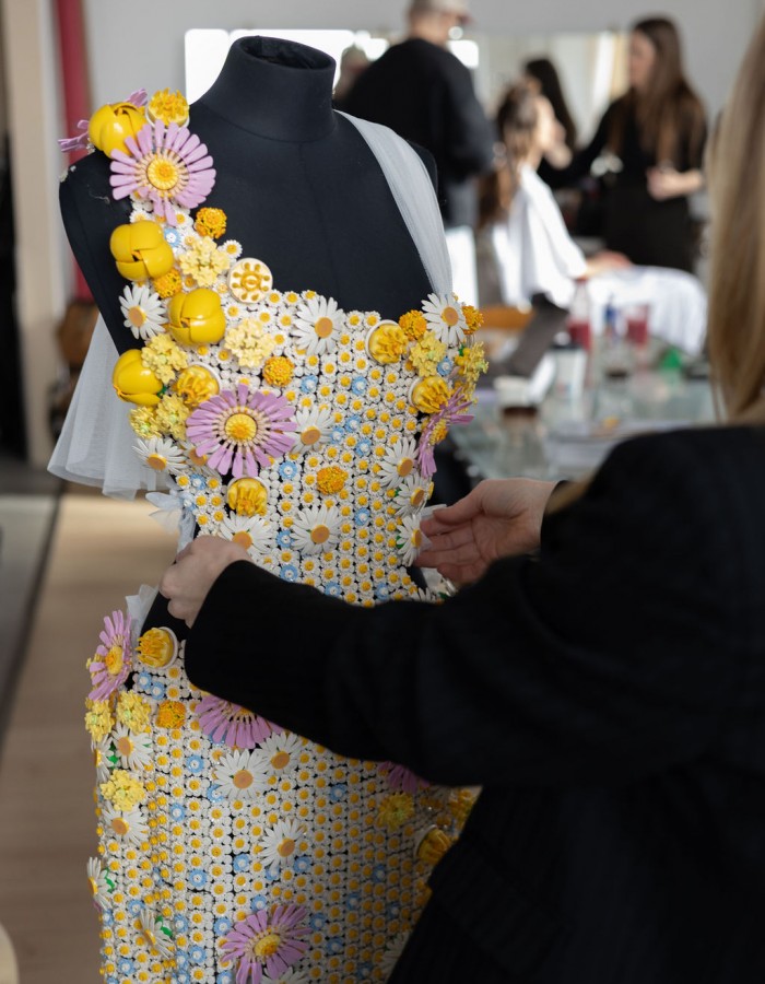 LEGO ruha_ELLE fotózás